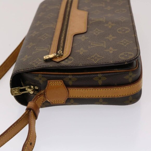 LOUIS VUITTON Monogram Saint Germain 28 Shoulder Bag - Picture 4 of 16